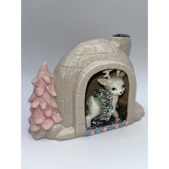 Vintage Ceramic Igloo Diorama Pastel Blue Reindeer With Wreath Pink Tree OOAK - Picture 6 of 16